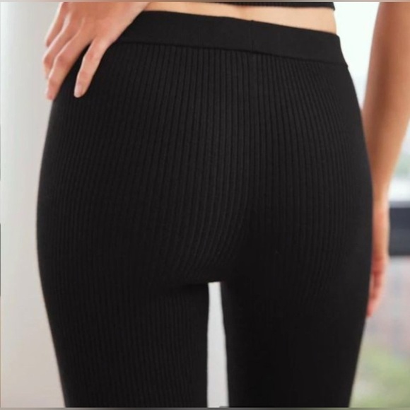 ARITZIA Babaton Distill Leggings - Picture 2 of 6